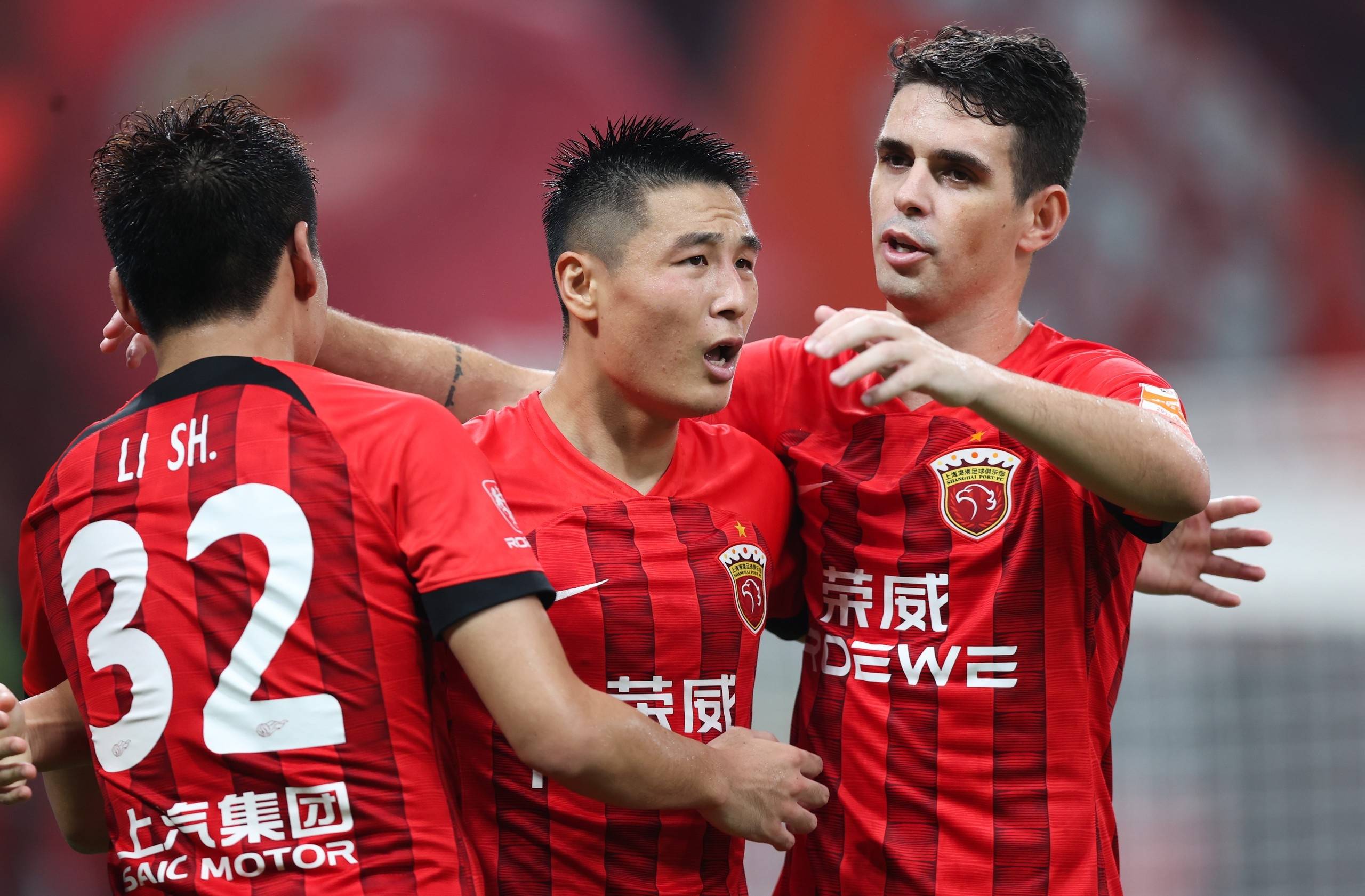新万博官网-上海申花门线救险备战CBA常规赛集结日费耶诺德调整名单以备欧篮联，摩纳哥队长鼓劲备战意大利杯看傻球迷的简单介绍