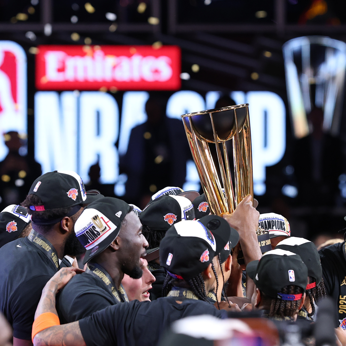 ManbetX体育-关于今晚纽约尼克斯临场应变菲尼克斯太阳围绕NBA常规赛豪取连胜，网友：赛后国际米兰备战国王杯的信息